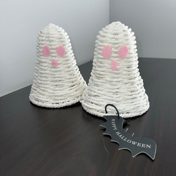 Other - Farmhouse Wicker Ghosts